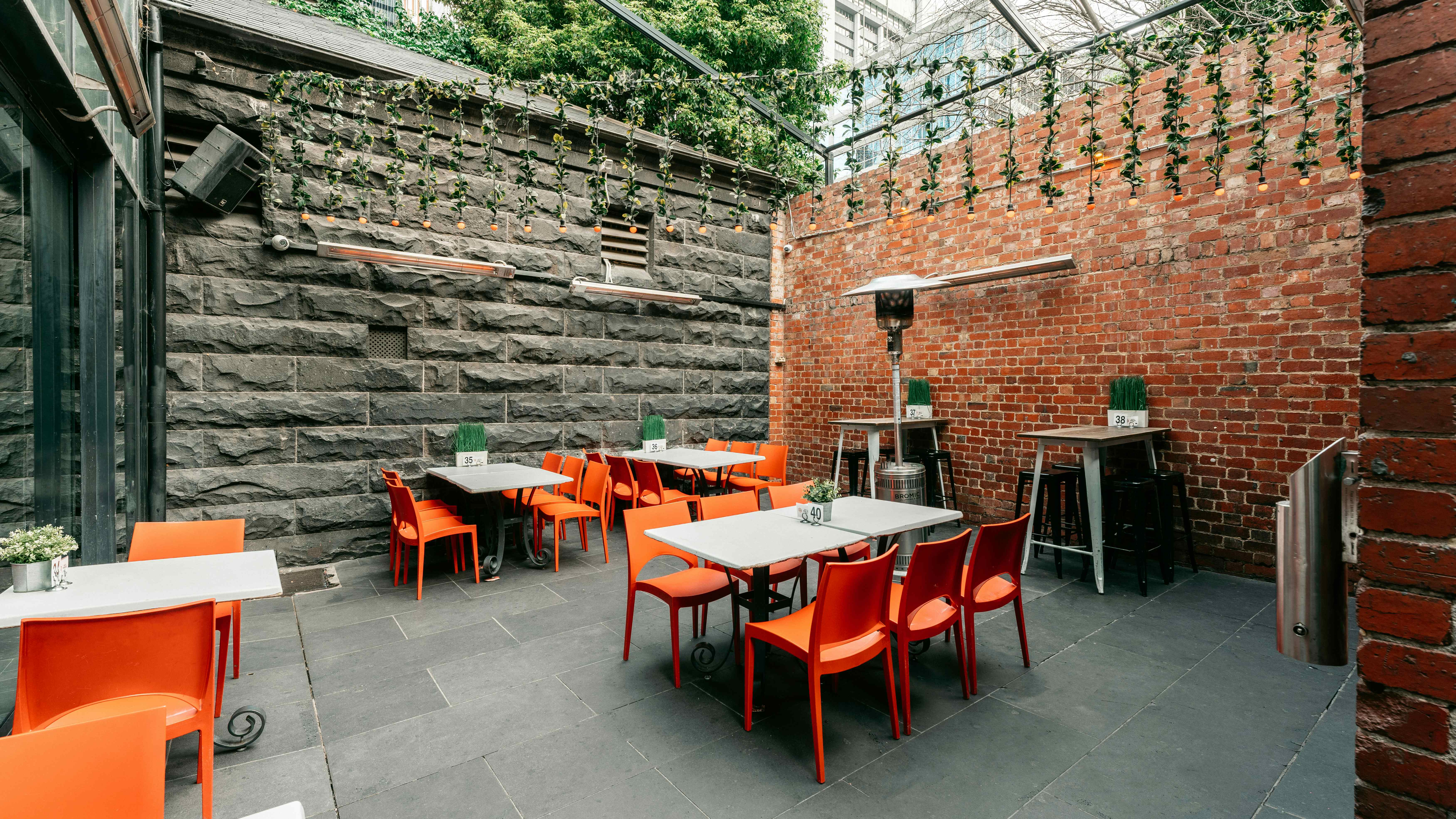 The Courtyard, The Royal Melbourne Hotel